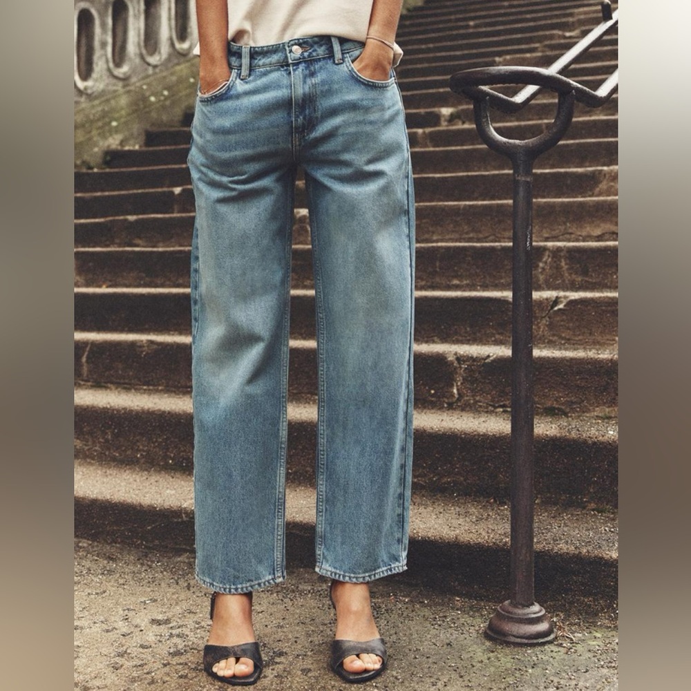 Mid rise jeans